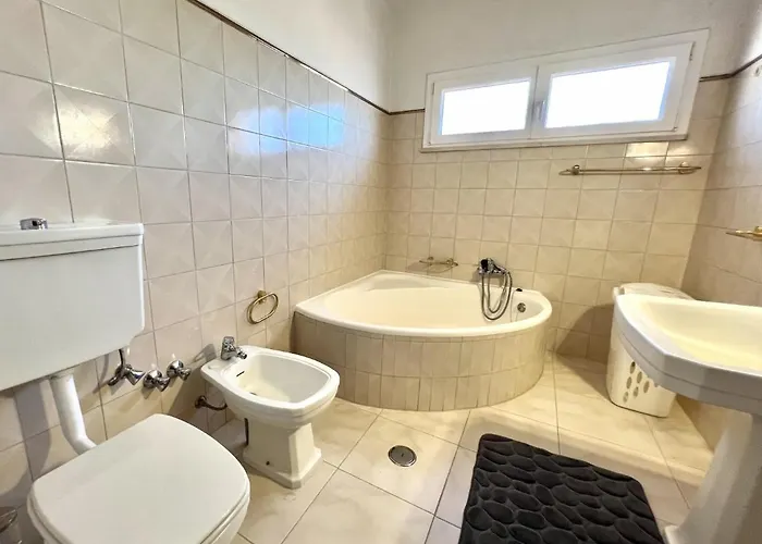 Rose - Private Pool By Hd ヴィラモウラ